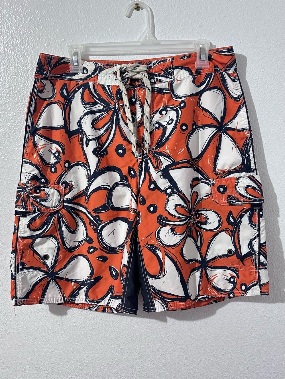Old Navy Men’s Med Orange Floral Board Shorts